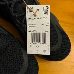 BRAND NEW ADIDAS NMD R1 - WOMENS 6.5